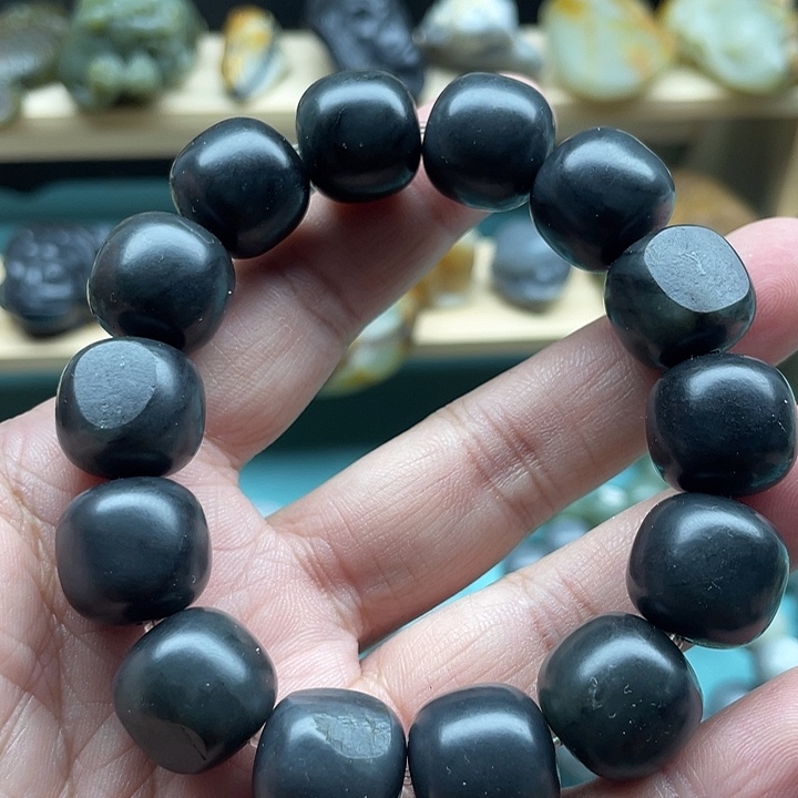 和田玉（子料）未镶嵌颈饰