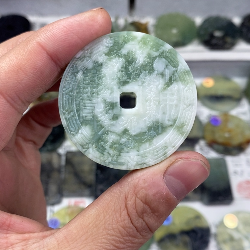 【闪购商品】岫玉颈饰未镶嵌岫玉山鬼花钱吊坠