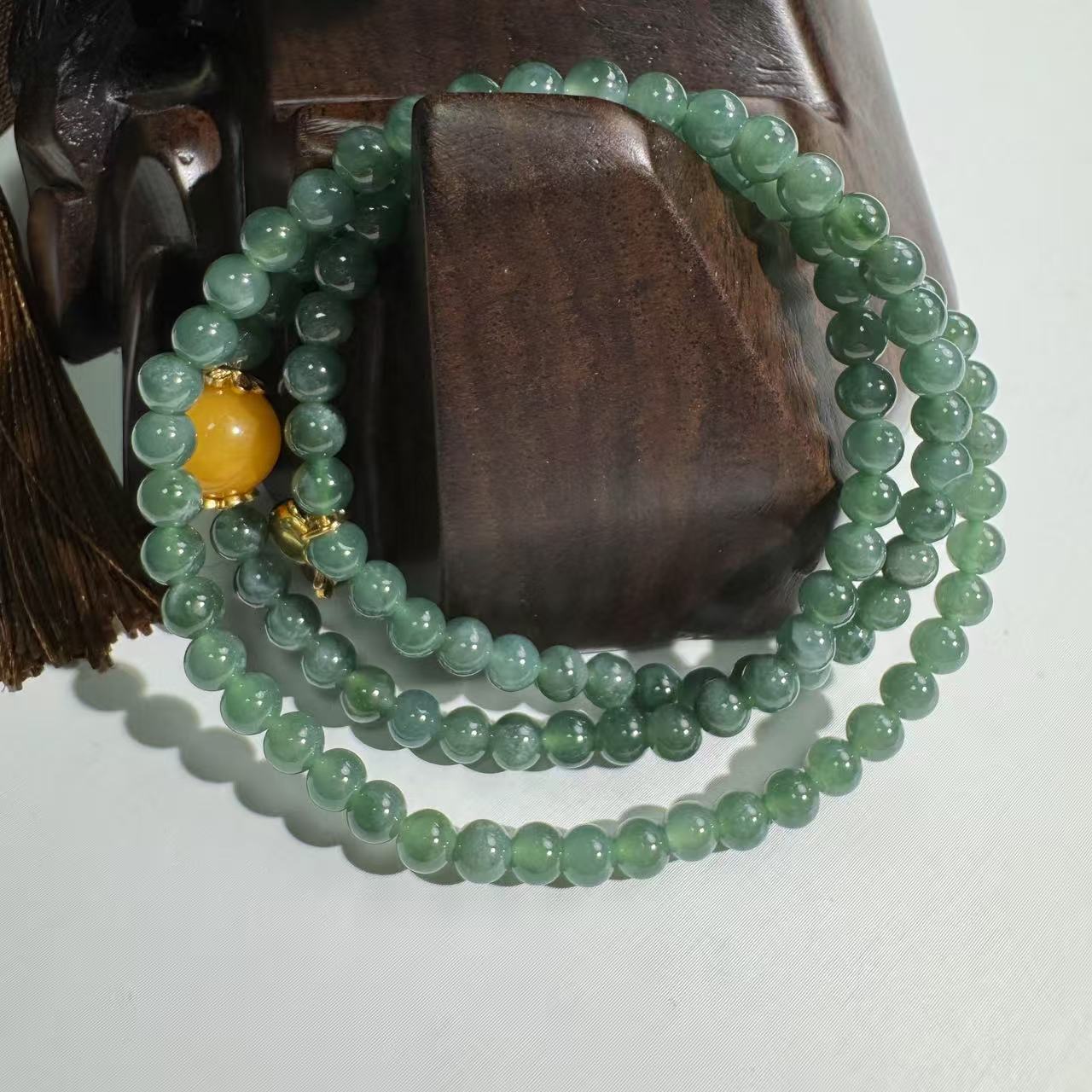 [研究员]   天然翡翠多圈手串 Z67多样性发其一