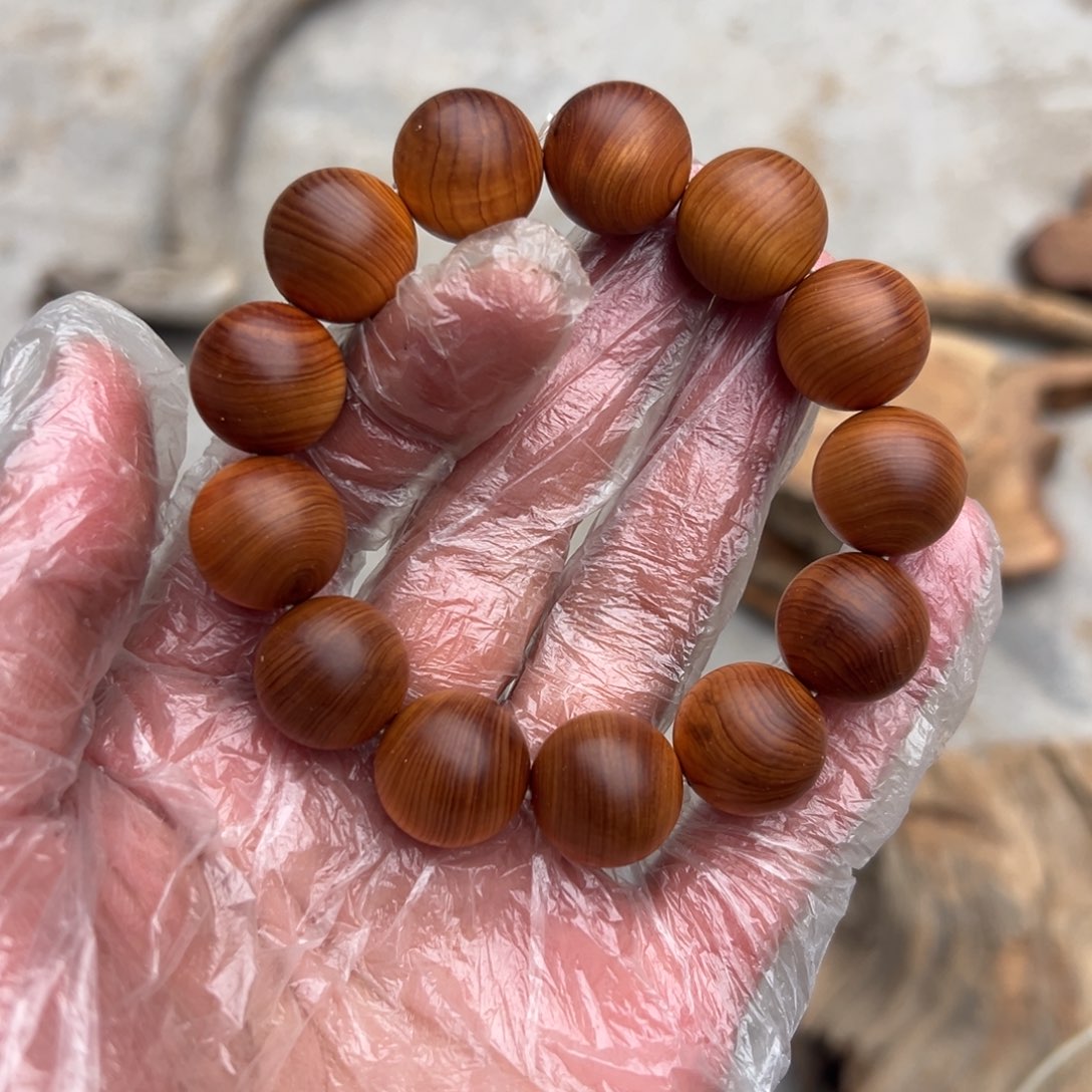 P***忆柏木（崖柏）太行陈化黑油微瑕1.8