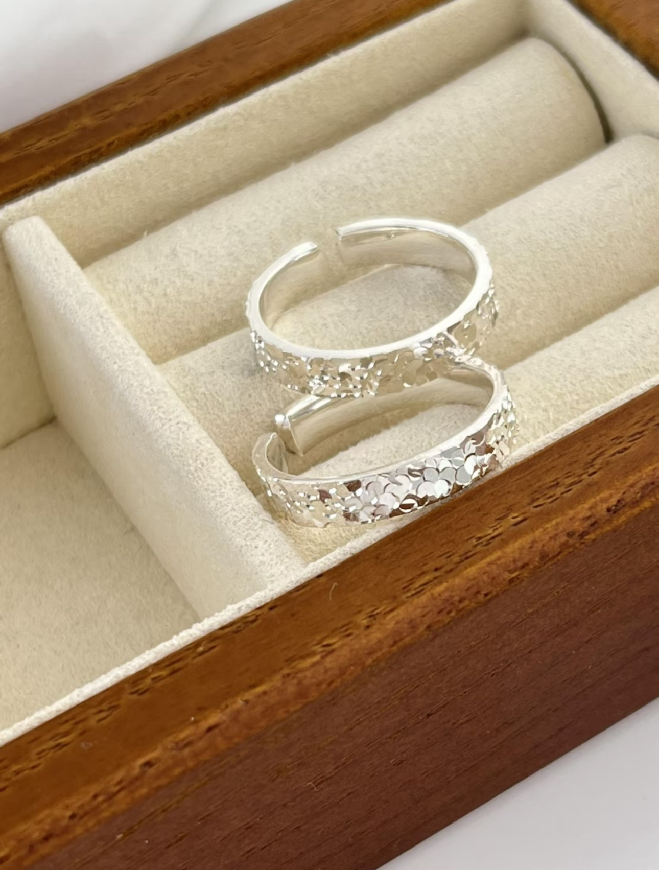 银饰精品戒指精品礼品