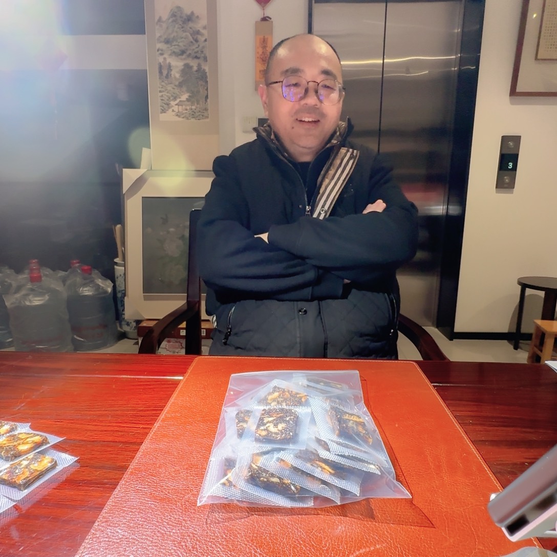 追***日郁林君新年快乐礼物