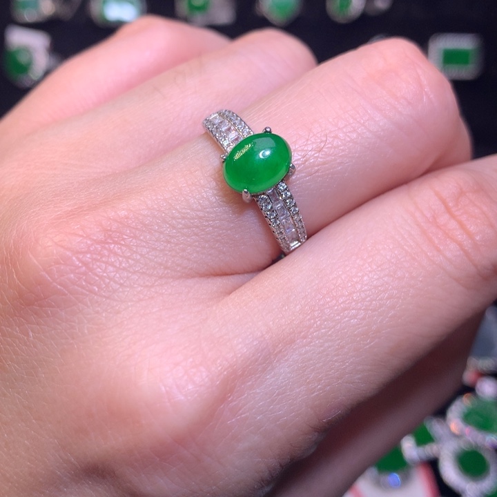 【闪购商品】翡翠颈饰银S925镶嵌天然翡翠