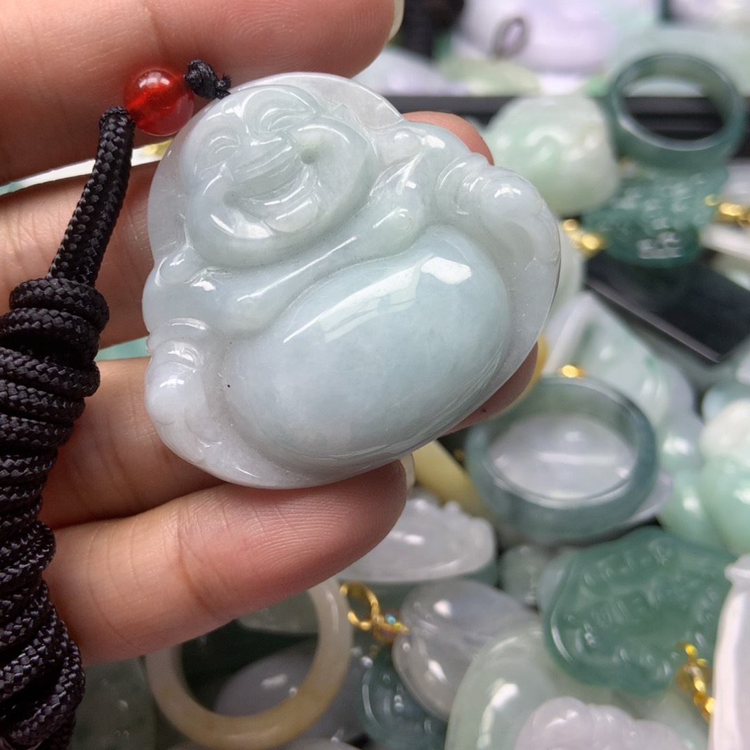 翡翠颈饰未镶嵌天然翡翠