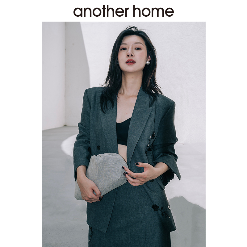 anotherhome女钉珠通勤常规款法式双排扣西装职业小西装轻奢秋季