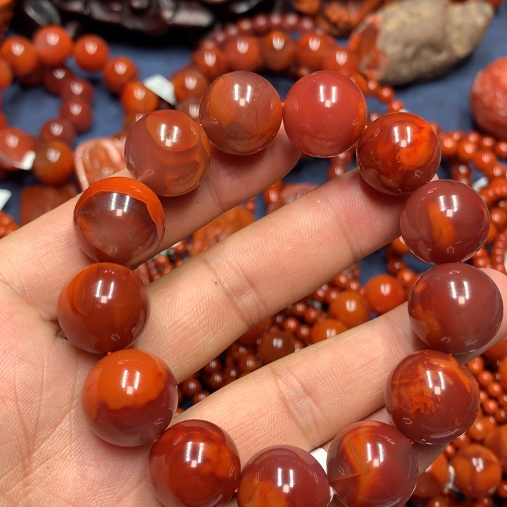 南红玛瑙手串未镶嵌17m m