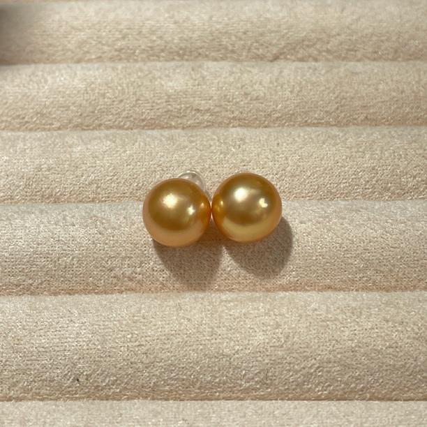 18k金天然海水南洋金珠耳钉气质款