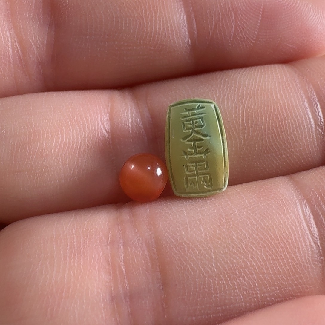 南红玛瑙未镶嵌颈饰