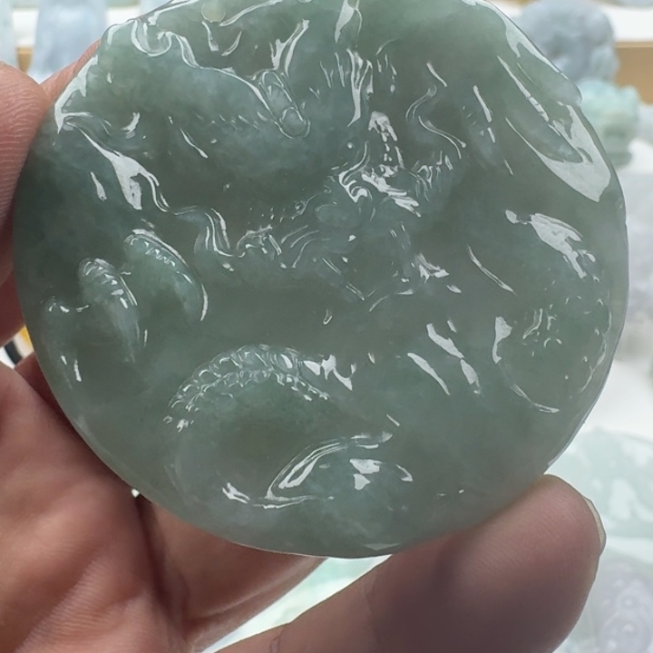 翡翠未镶嵌颈饰天然缅甸A货翡翠