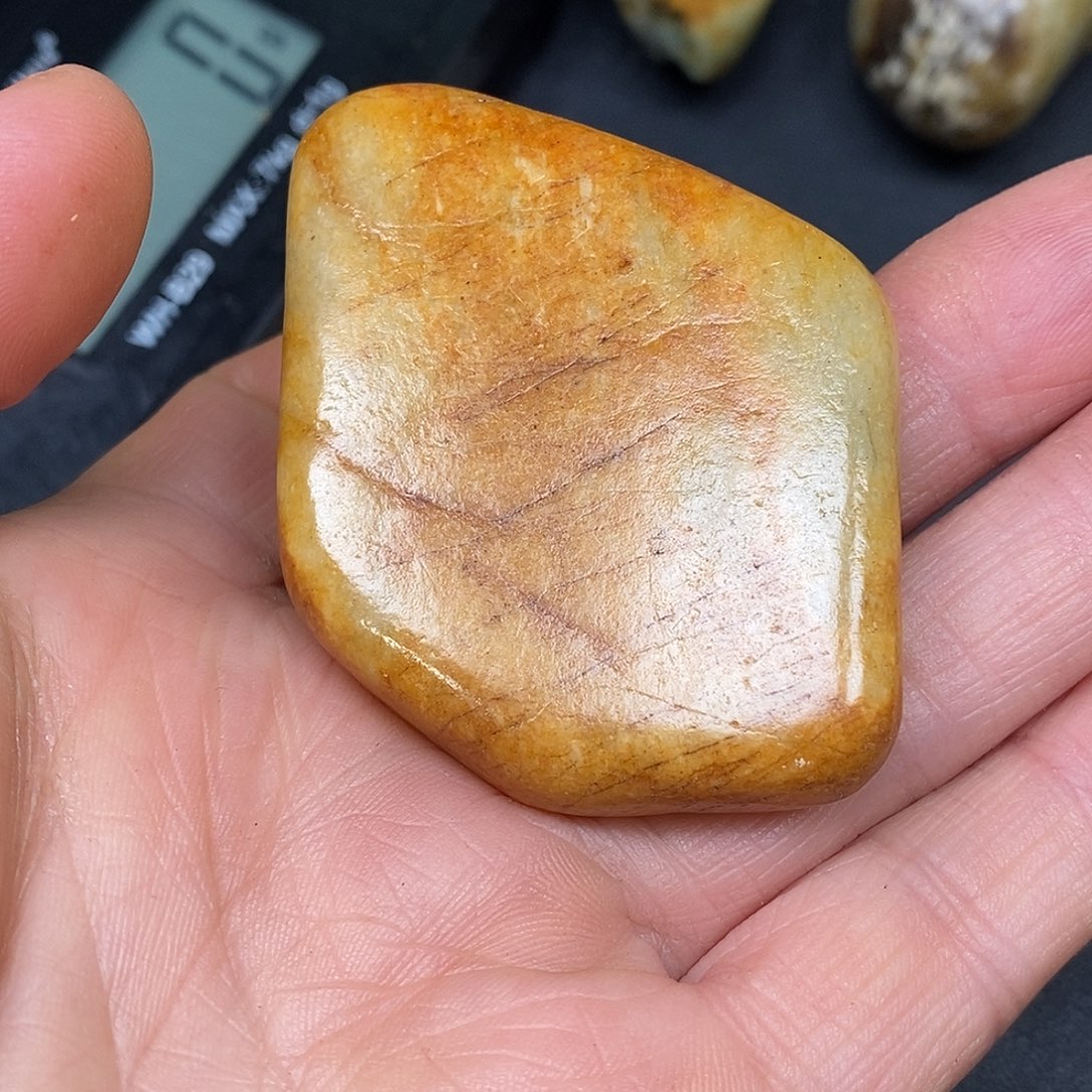 和田玉未镶嵌珠宝奇石