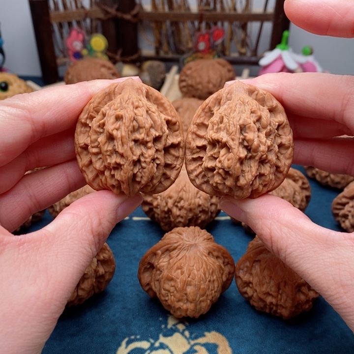 文玩核桃把件麦虎38