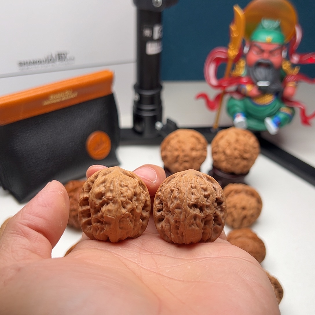 D***x文玩核桃吊坠昌闷