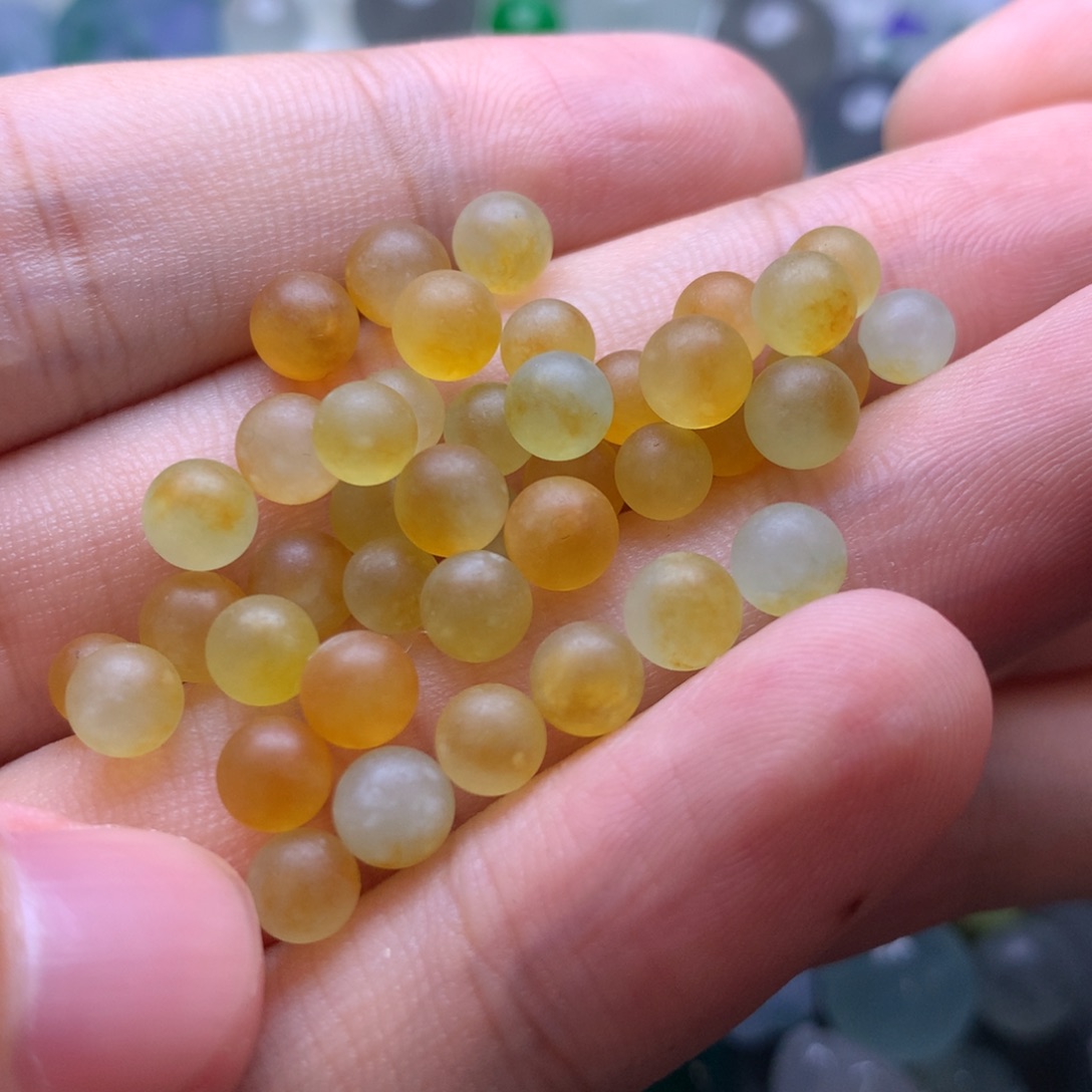 定制翡翠未镶嵌挂件