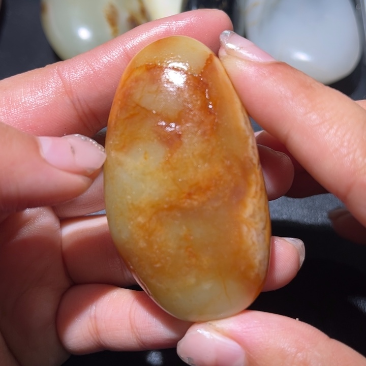 和田玉未镶嵌珠宝奇石