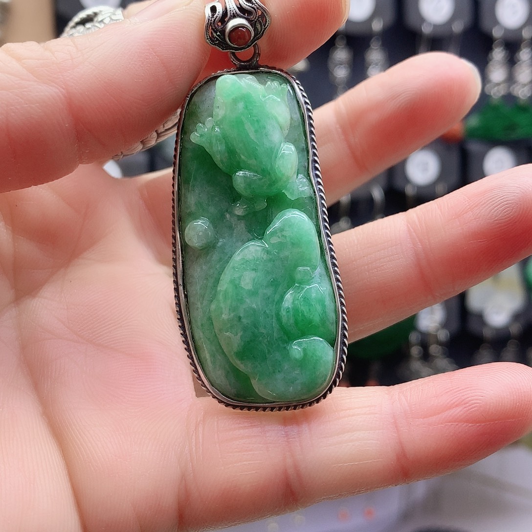 海***子翡翠银S925镶嵌颈饰