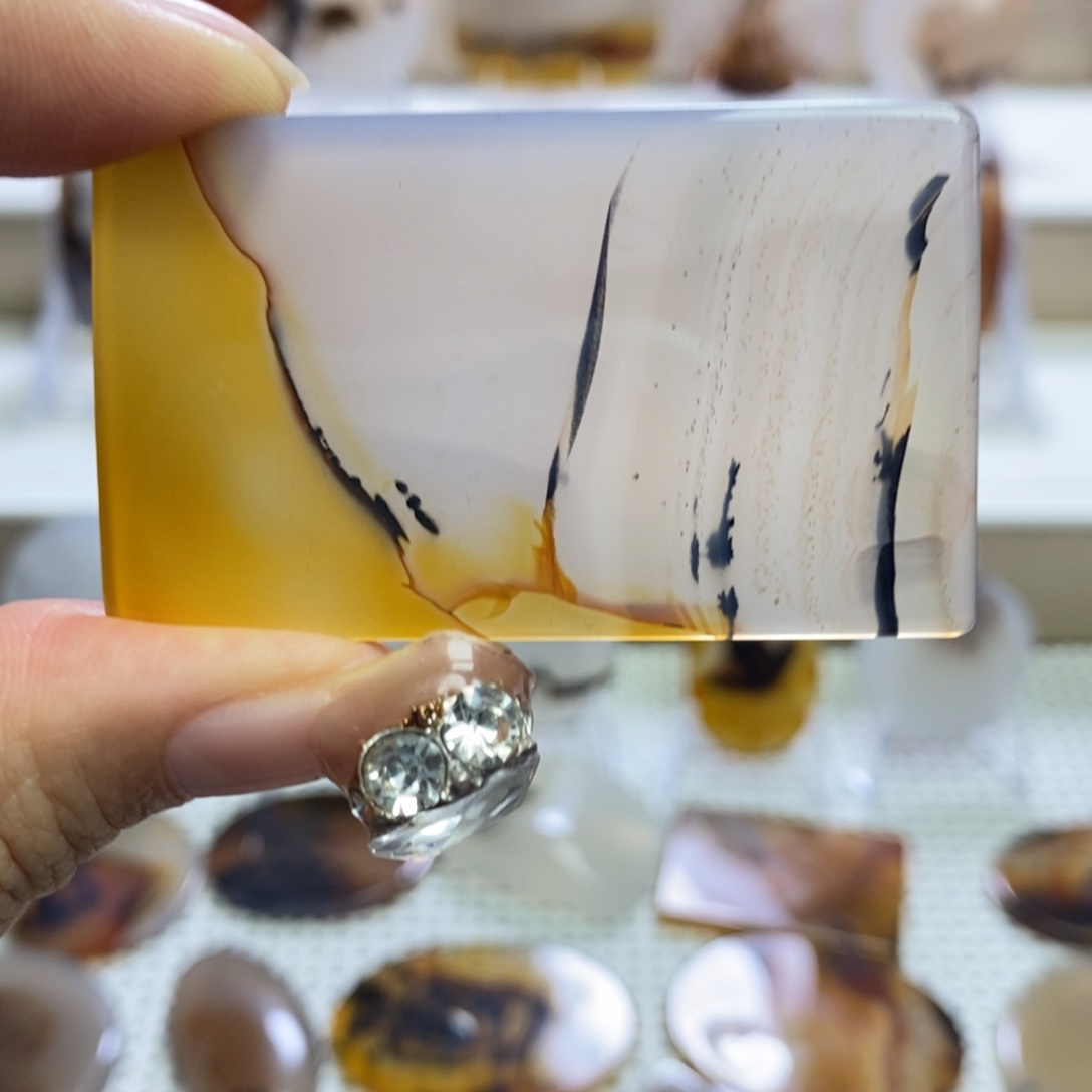 玛瑙/玉髓未镶嵌吊坠(不含链)