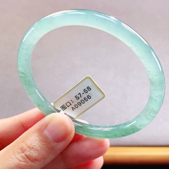翡翠未镶嵌手镯天然翡翠手镯7