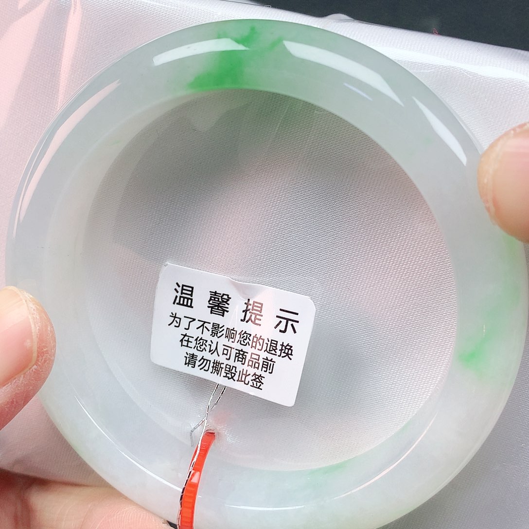 翡翠手镯未镶嵌55+圈