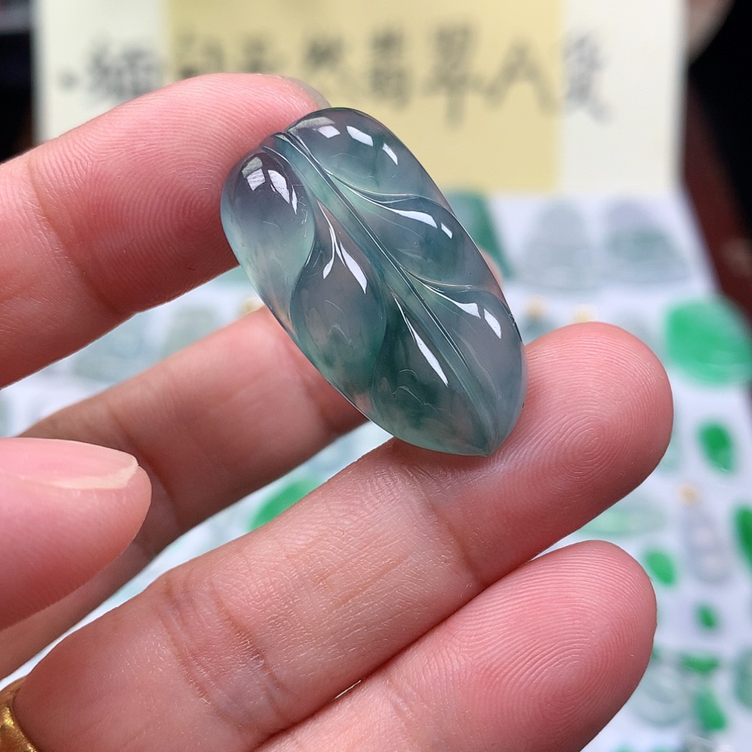 翡翠裸石缅甸天然A货翡翠冰种叶子