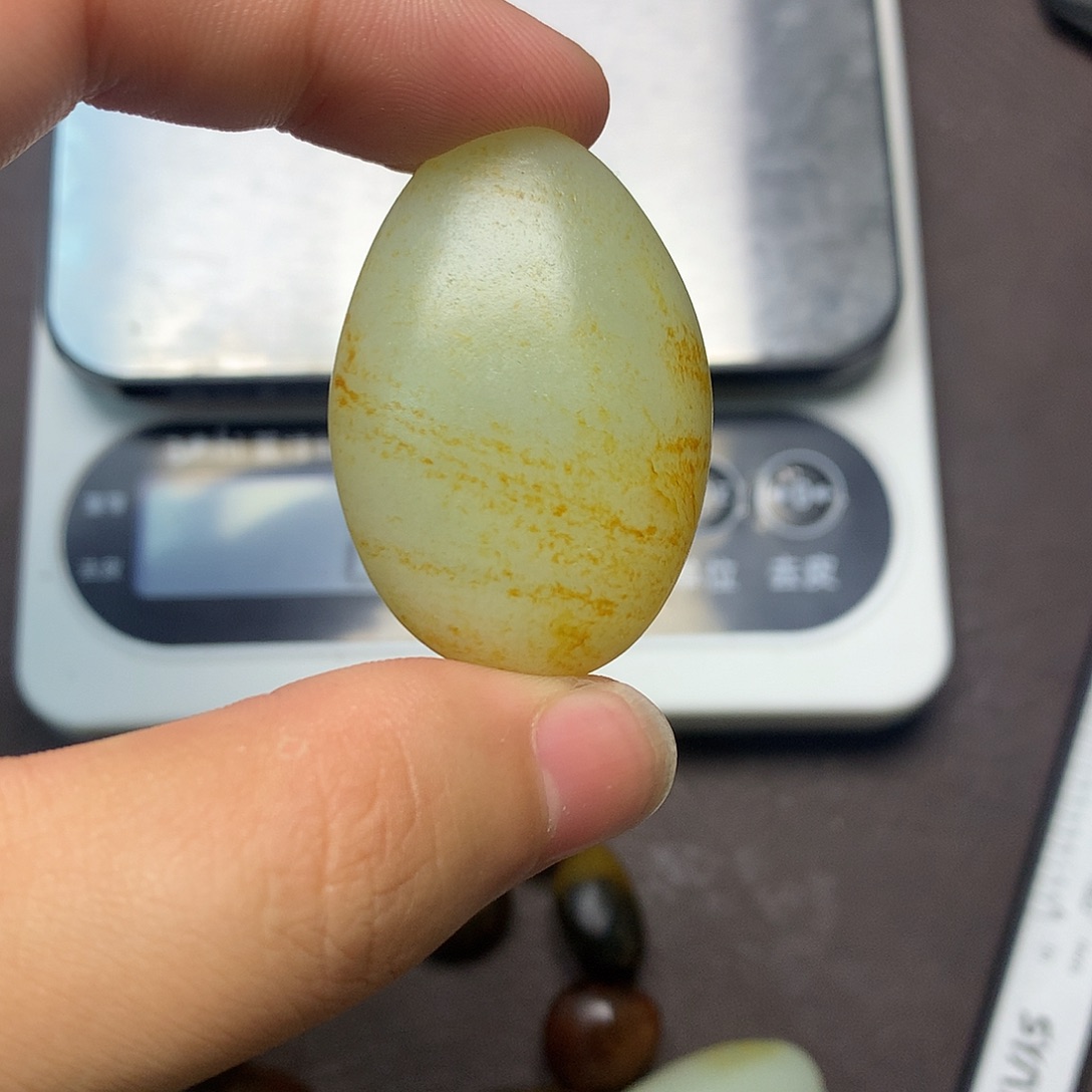 和田玉（糖玉）未镶嵌挂件