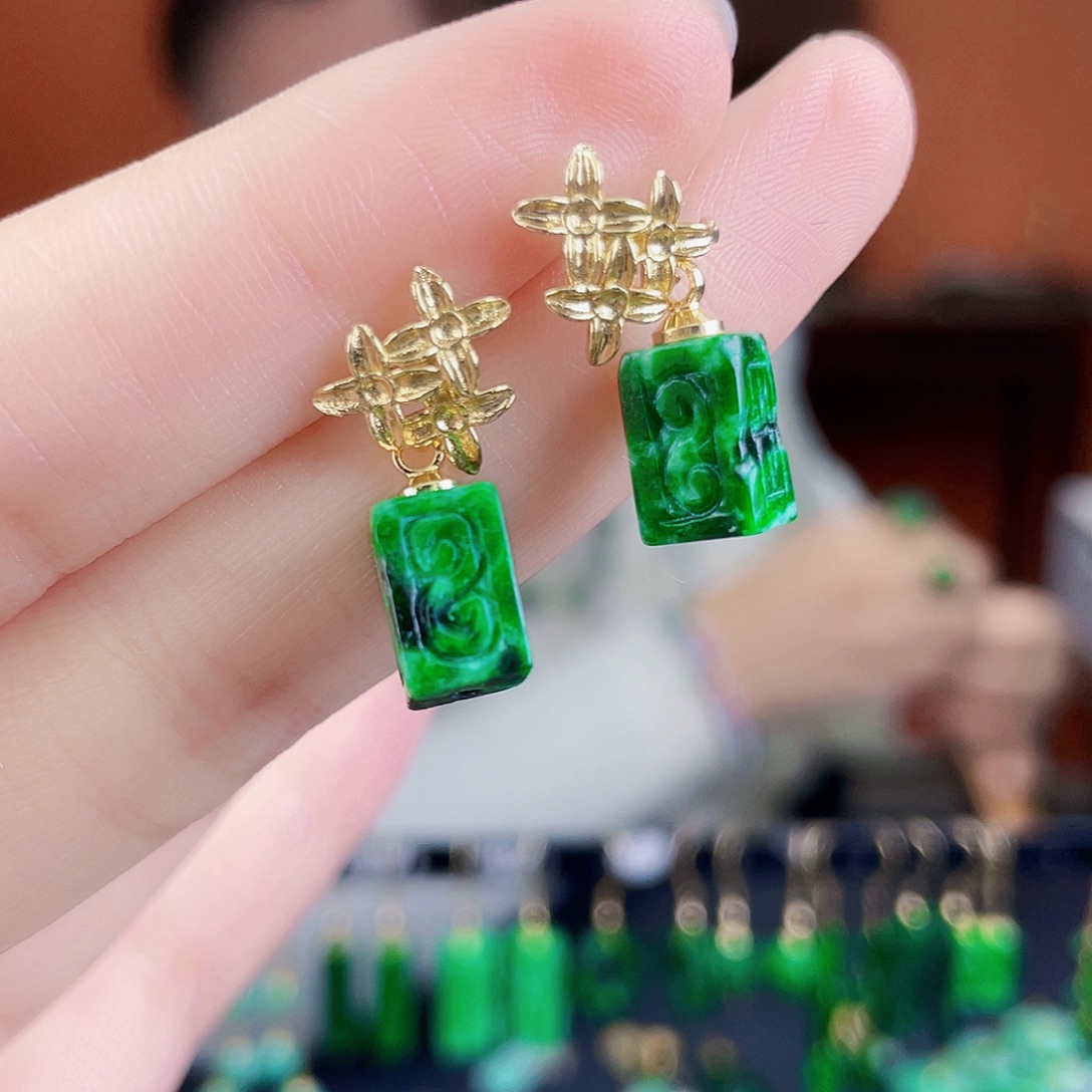 翡翠未镶嵌耳饰饰品