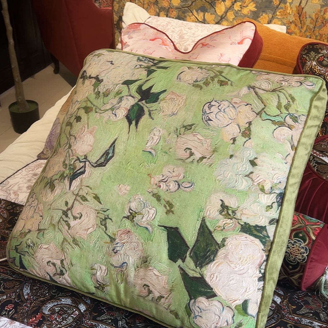 白玫瑰大方块啊啊啊啊