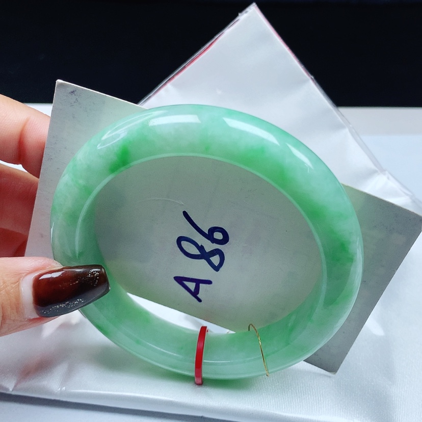 【闪购商品】翡翠手镯未镶嵌 正圈57+