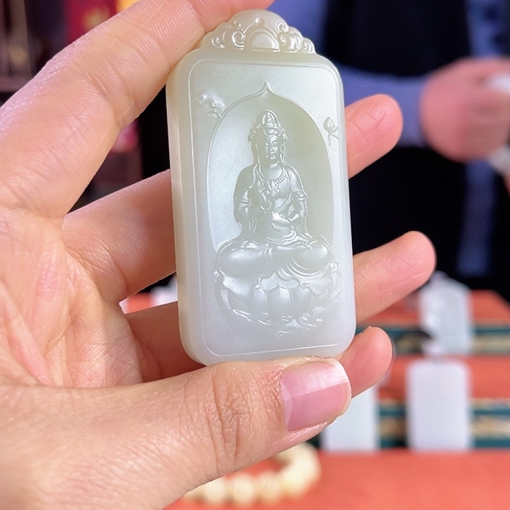 和田玉吊坠未镶嵌