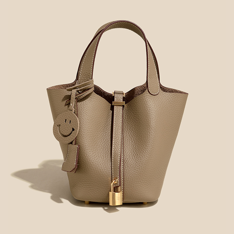 爆款高级感头层牛皮菜篮子包包真皮质感手拎包气质百搭手提女包