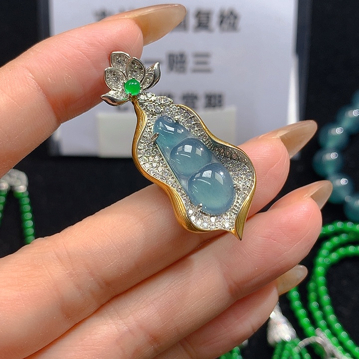 翡翠手链未镶嵌，