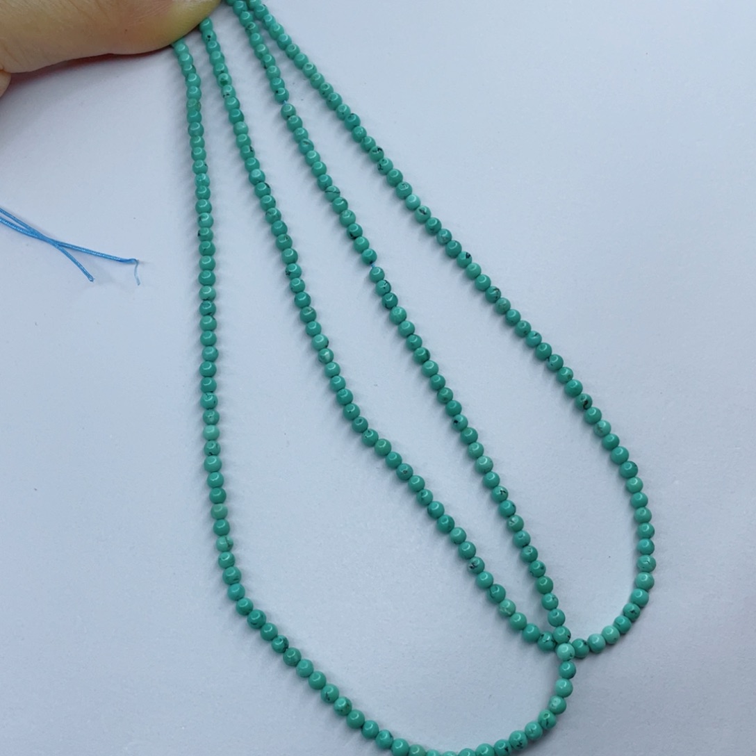 绿松石颈饰未镶嵌