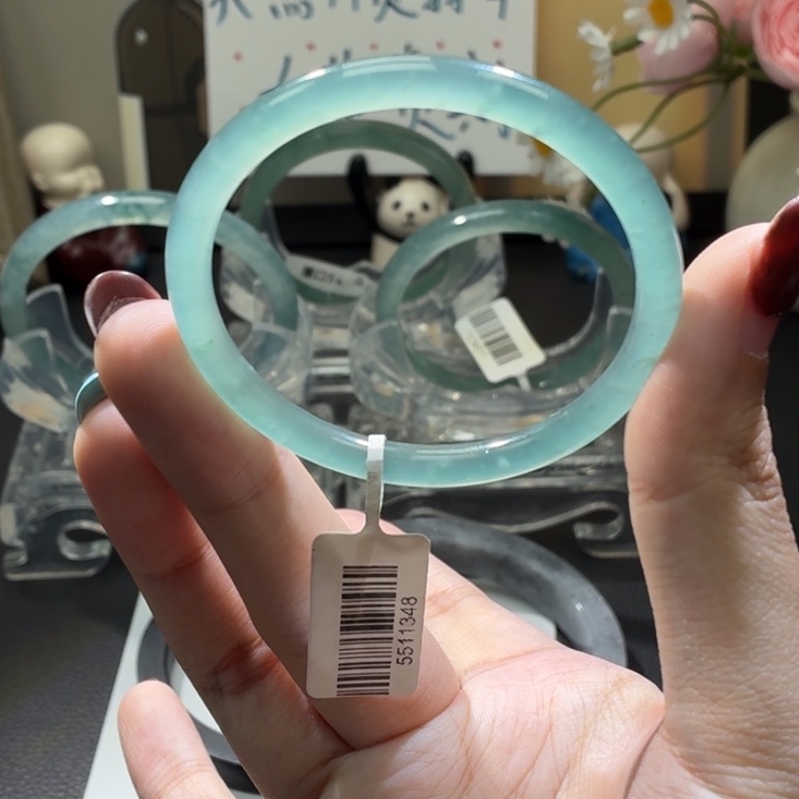 翡翠未镶嵌手镯冰透晴绿52