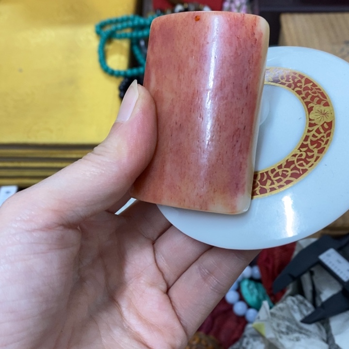 瓷片哈中古工艺品一件