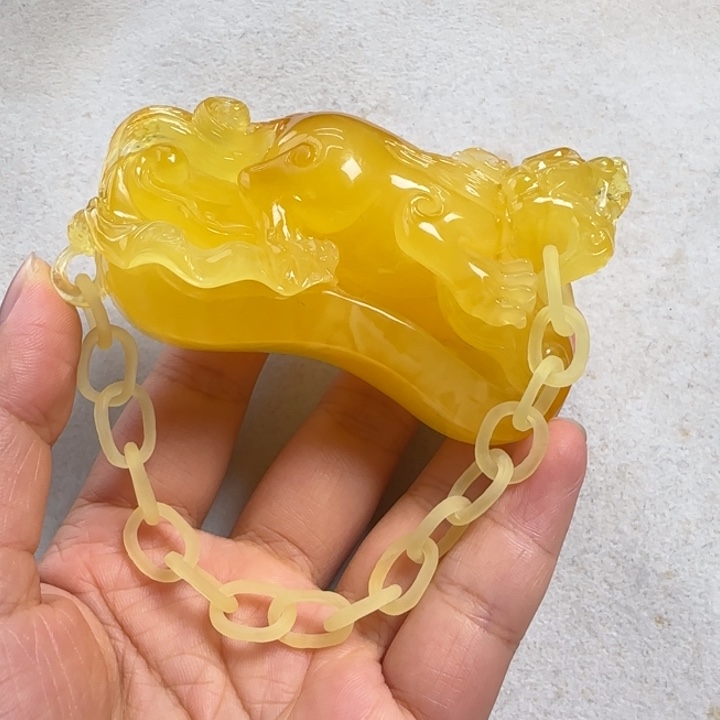 未镶嵌蜜蜡珠宝奇石