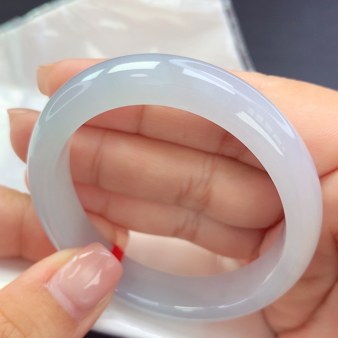 【闪购商品】未镶嵌手镯翡翠贵妃a 142754