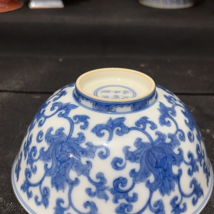 青花瓷器手工手绘