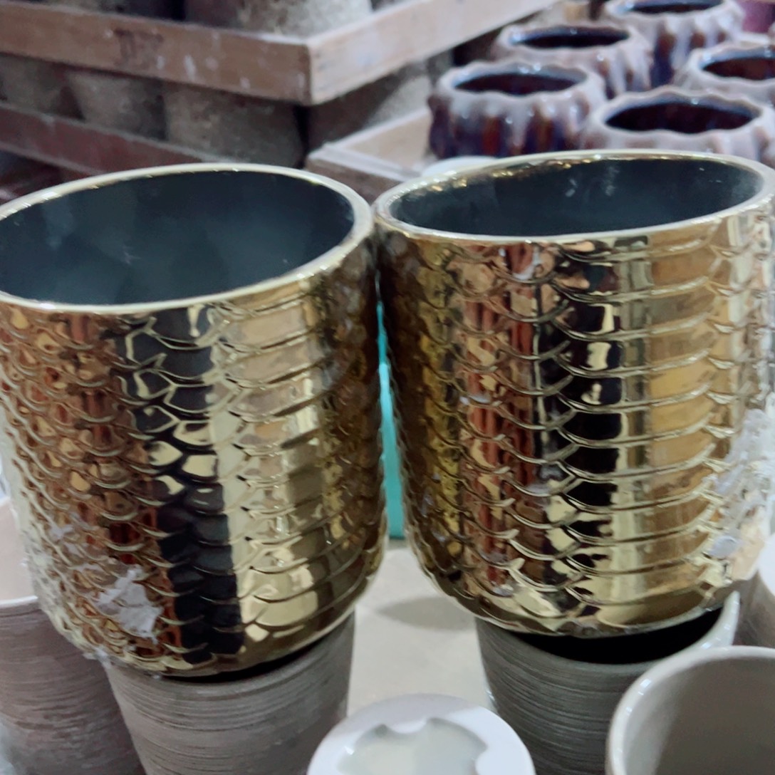 满10米包邮发货，默认打孔发货，不打孔联系客服备注。