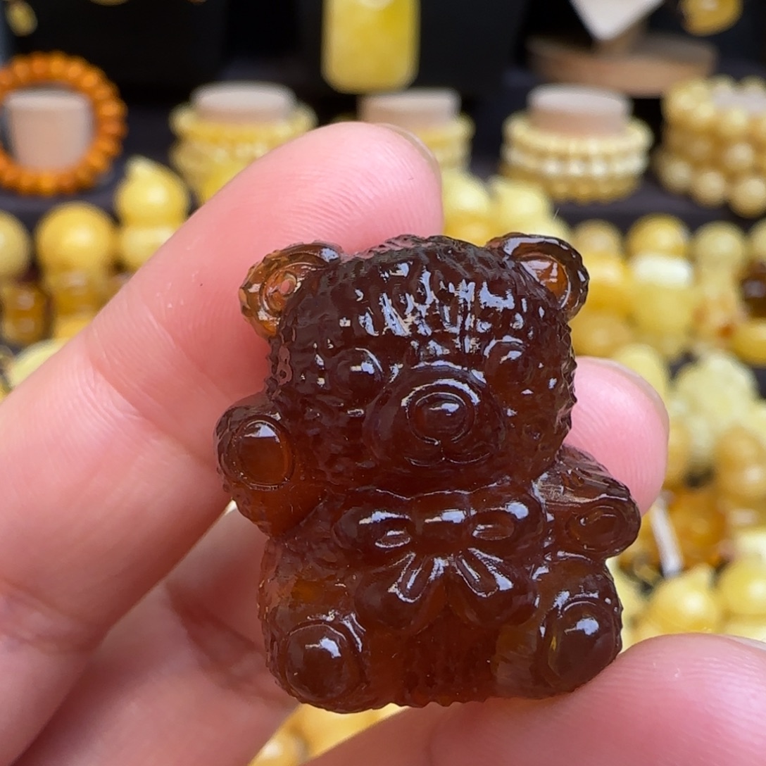 琥珀（棕珀）未镶嵌吊坠(不含链)不退换天然棕珀毛毛熊