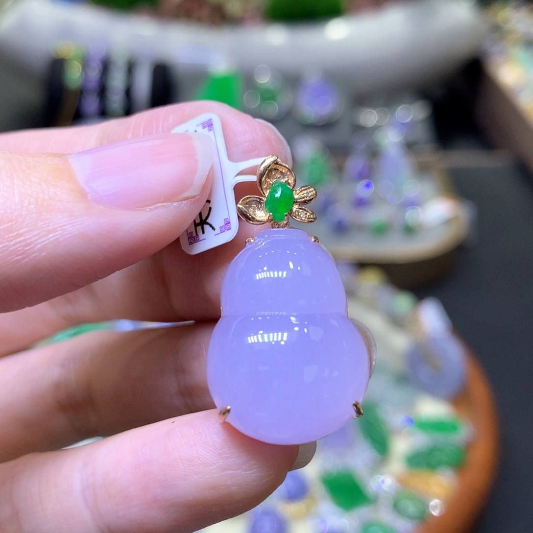 【闪购商品】翡翠颈饰18K金镶嵌翡翠吊坠项链