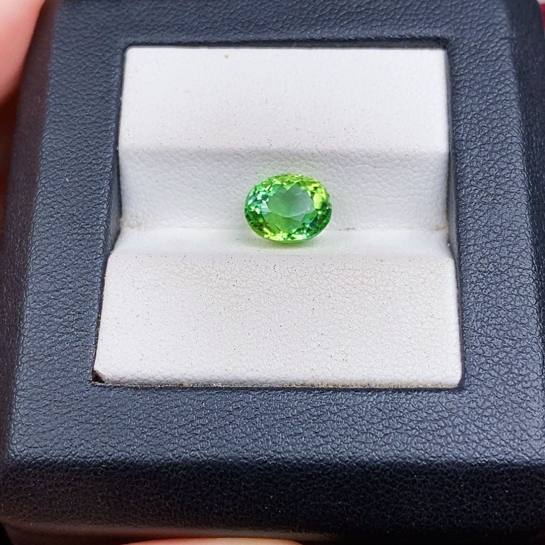 未镶嵌裸石碧玺2.7ct