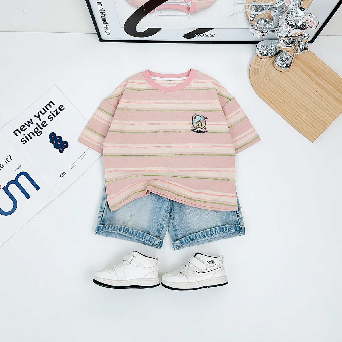 儿童短袖T恤夏季男童上衣2025新款宽松潮牌 DMC7612 悠悠童话童装