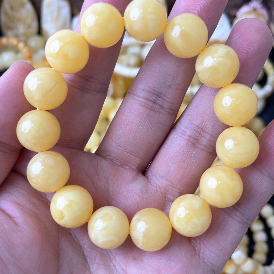 琥珀手串未镶嵌14+俄料浓蜡白花圆珠手串