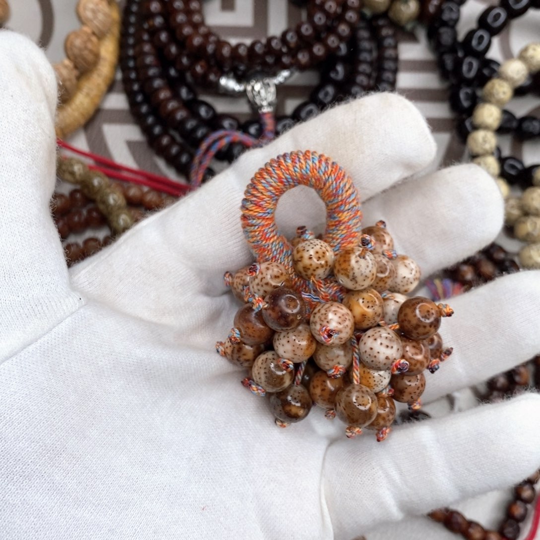 小***画星月菩提吊坠10圆火烧葡萄