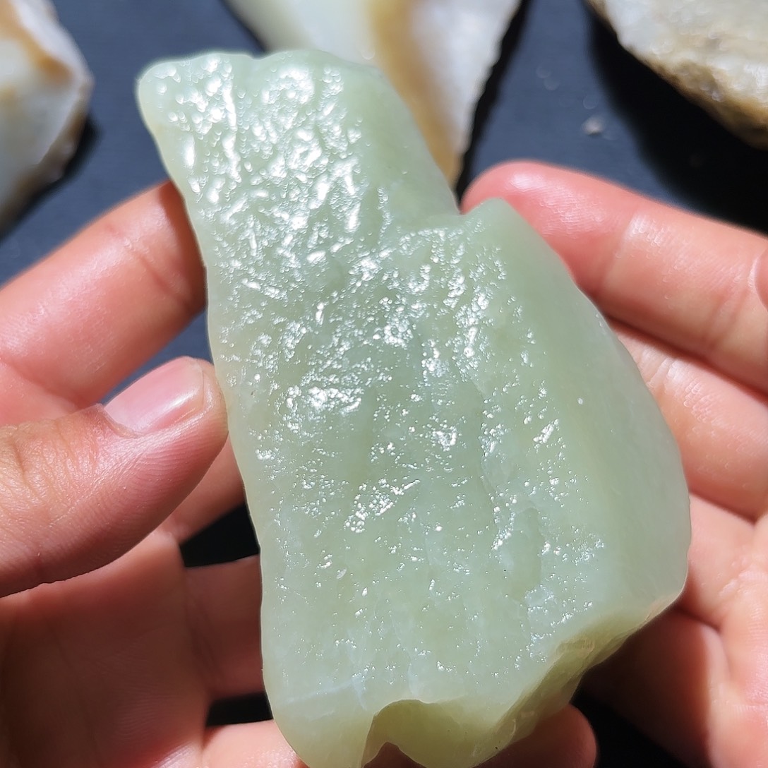 和田玉未镶嵌珠宝奇石