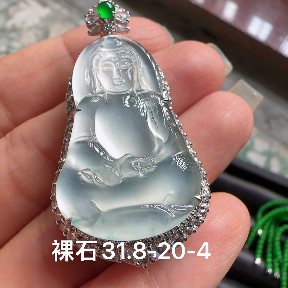 玻璃种观音吊坠，种老起光大气时尚优雅翡翠迷人