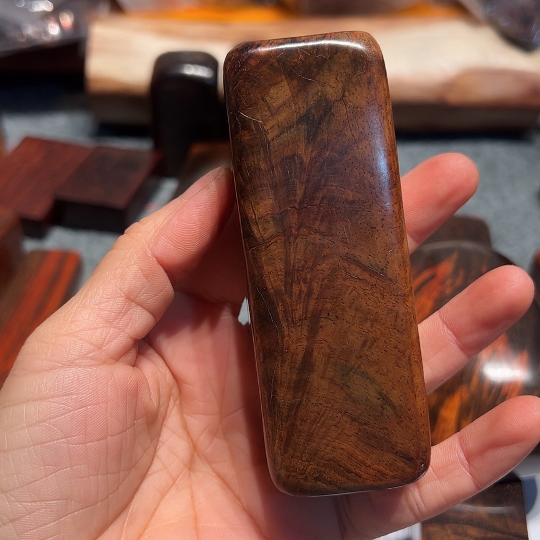 交趾黄檀（大红酸枝）放**界