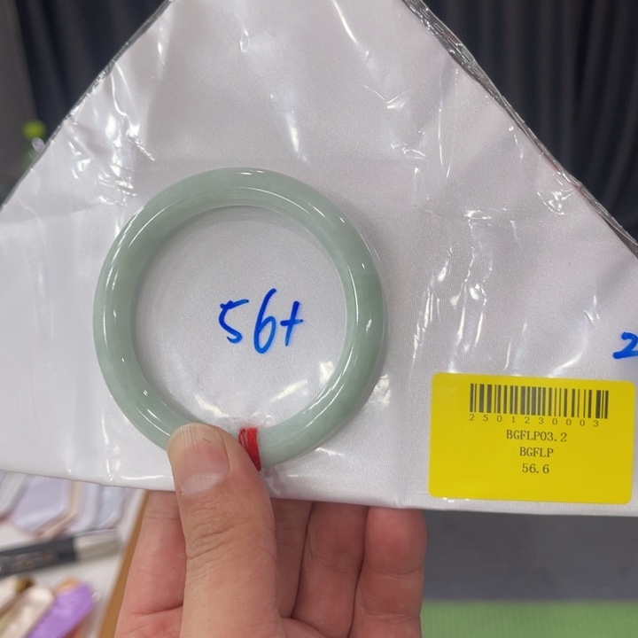 翡翠手镯未镶嵌纯天然缅甸翡翠手镯A货