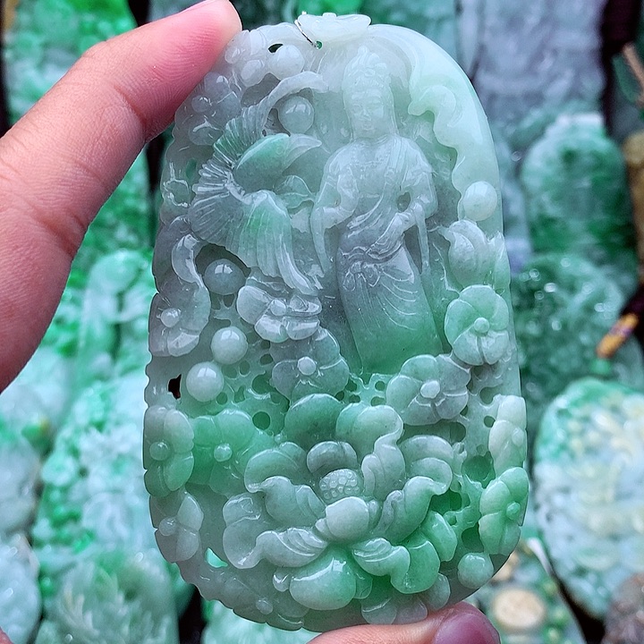 翡翠吊坠(不含链)未镶嵌