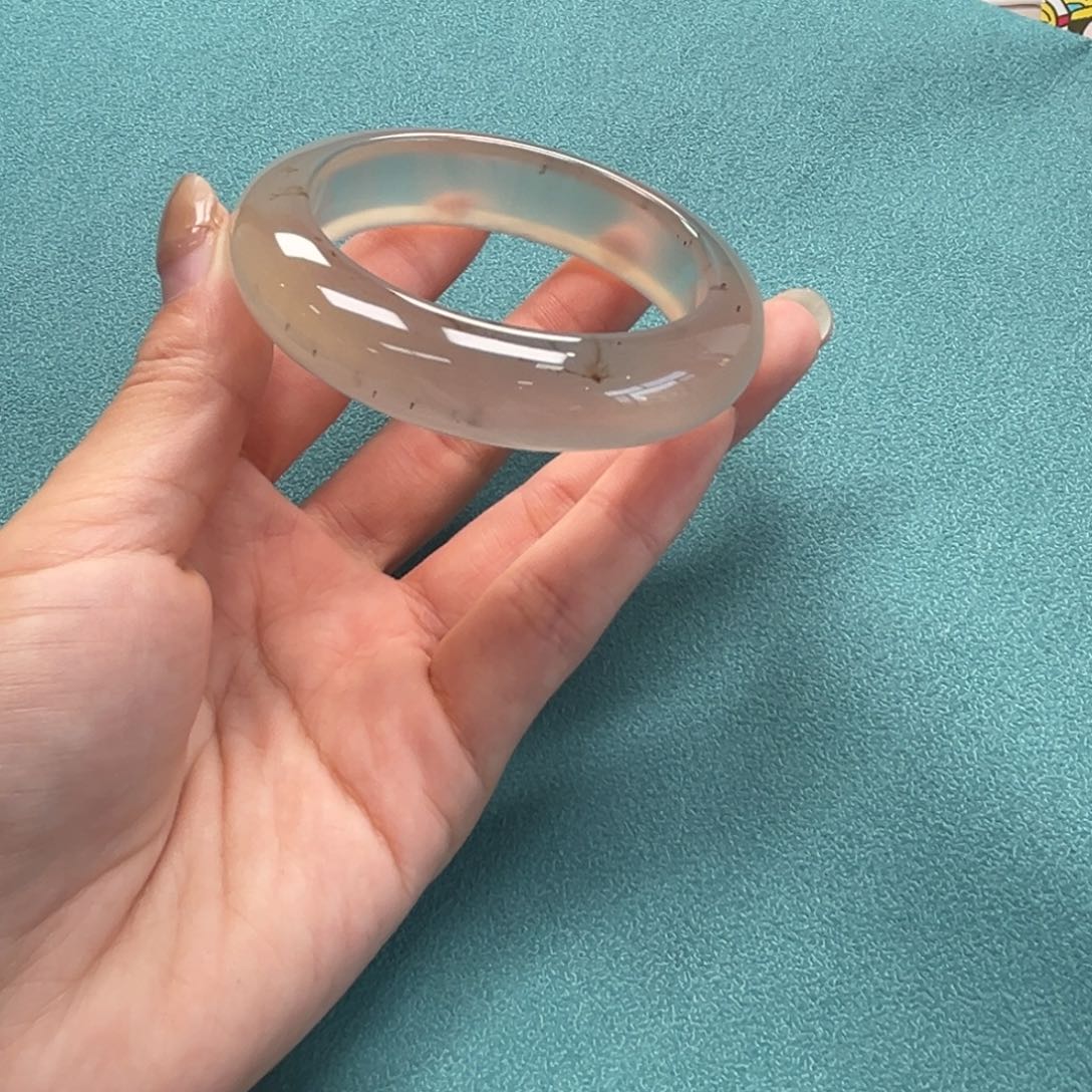 手镯玛瑙/玉髓未镶嵌