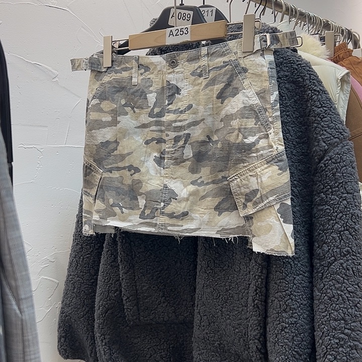 今天新款 迷彩短裙 M